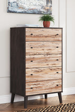 Piperton Natural/Black Wood 5-Drawer Chest