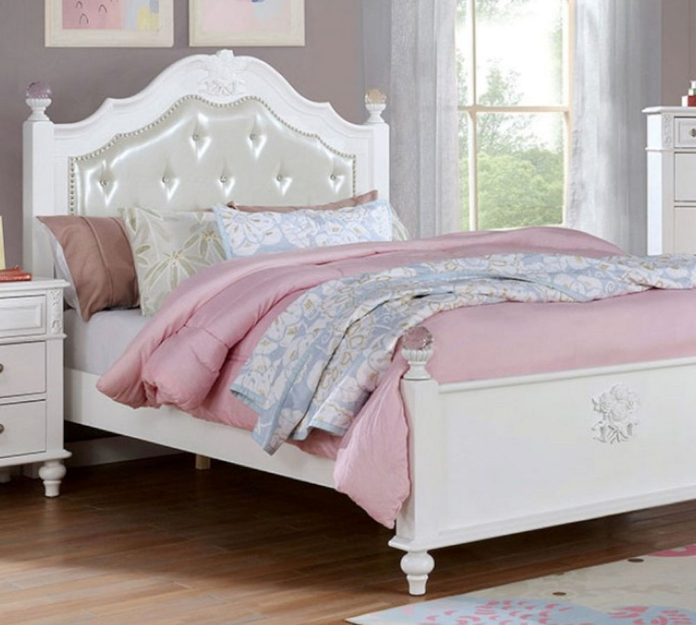 Belva Pearl White/White Wood Full Bed