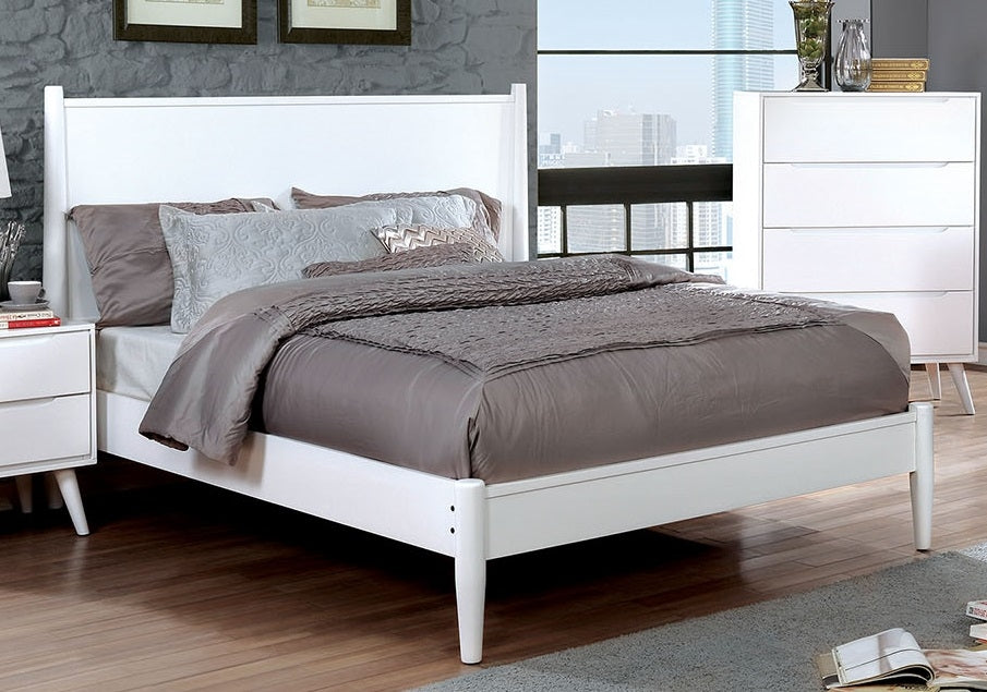 Lennart II White Wood King Bed