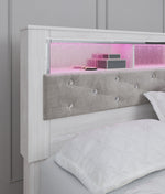 Altyra White King Bookcase Bed