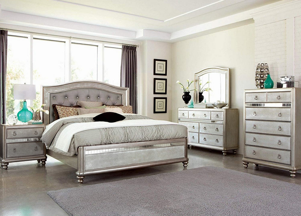 Bling Game 5-Pc Metallic Platinum Queen Panel Bedroom Set