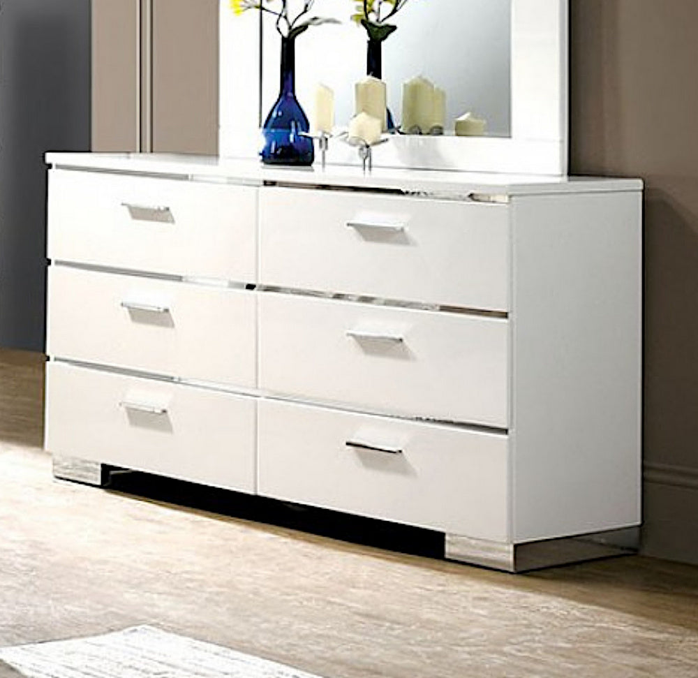 Malte White Wood Dresser with 6 Drawers