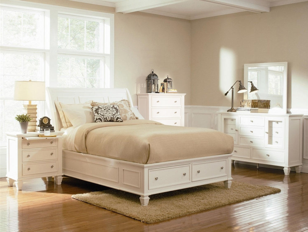 Sandy Beach 5-Pc White Wood King Sleigh Storage Bedroom Set