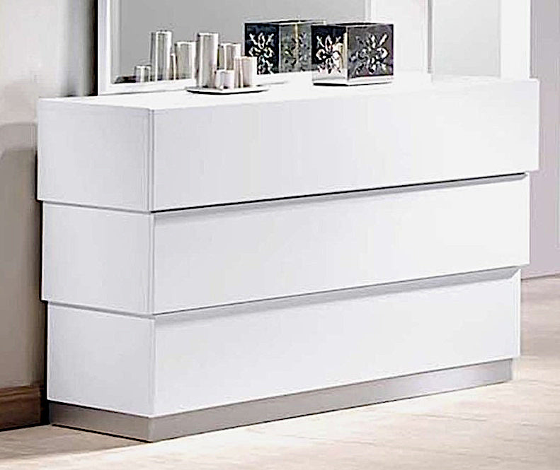 Florence White Lacquer Wood Dresser