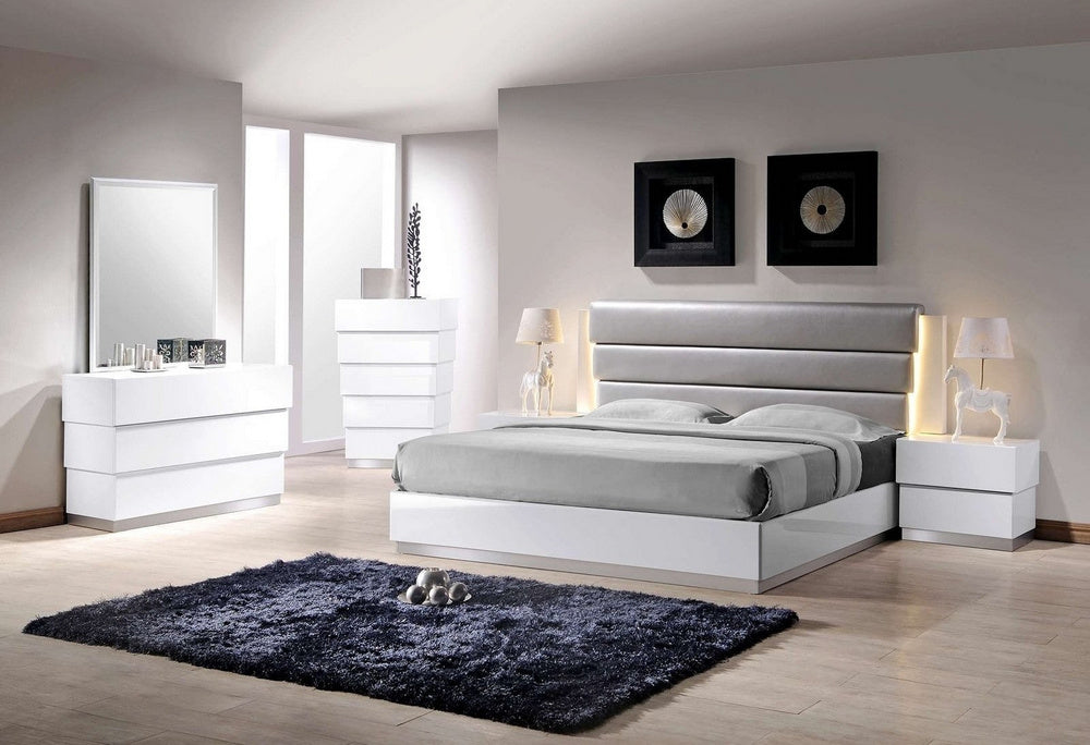 Florence White Lacquer Wood Queen Bed