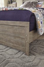 Culverbach Gray Wood Full Panel Bed