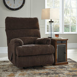 Man Fort Earth Manual Rocker Recliner