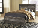 Wynnlow Gray Wood Queen Panel Bed