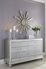 Coralayne Silver Wood 7-Drawer Dresser