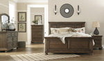 Flynnter Medium Brown 7-Drawer Dresser