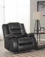 Vacherie Black Manual Rocker Recliner